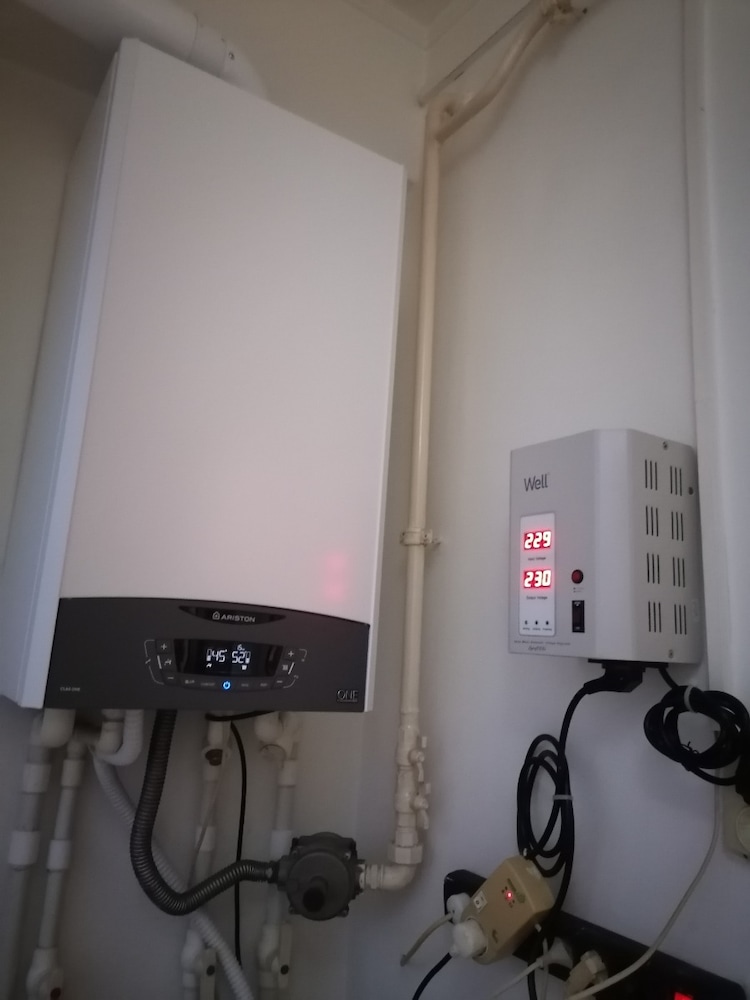 cel mai bun stabilizator de tensiune